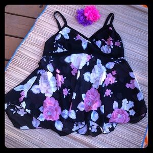 🌸Julies Closet Womens Top size 1X🌸